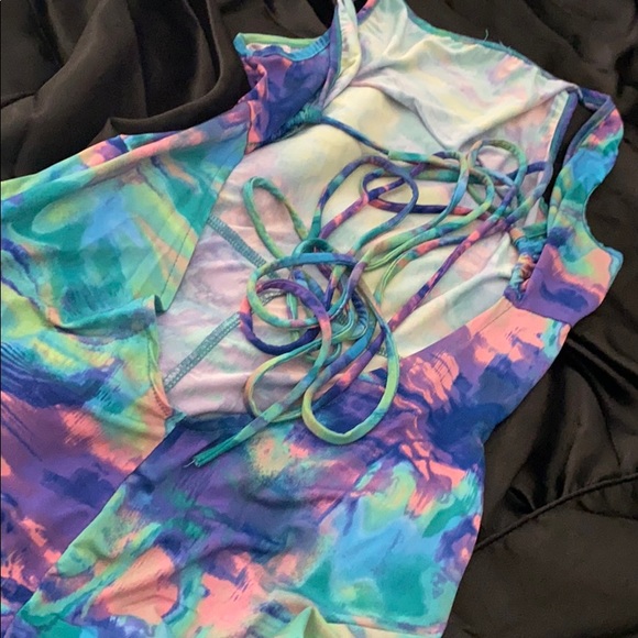 multi colored jumpsuit - Picture 2 of 3